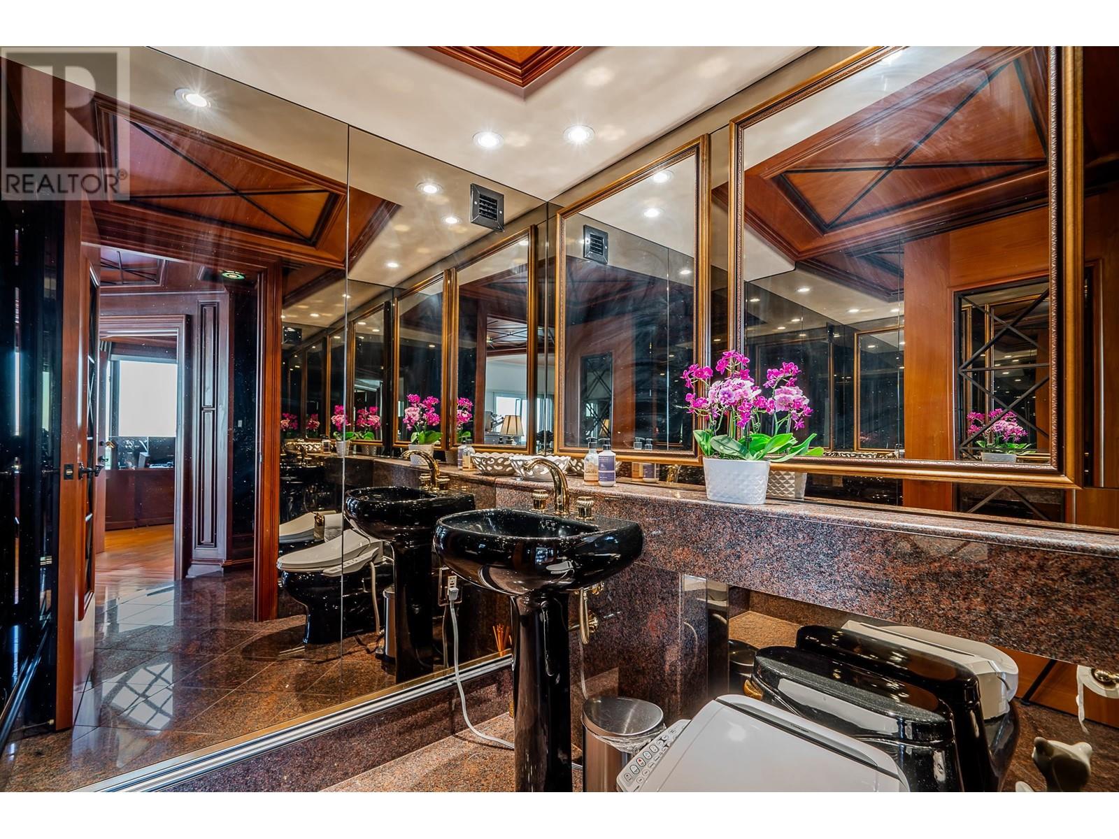 Ph3 338 Taylor Way, West Vancouver, British Columbia  V7T 2Y1 - Photo 34 - R2808241