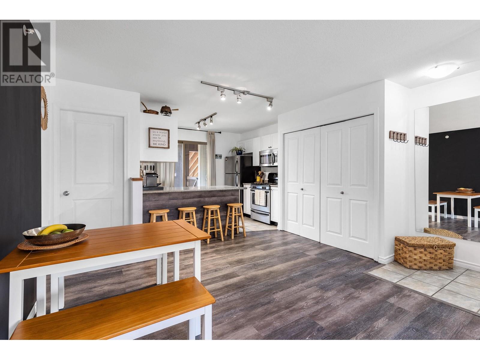 7 1447 Vine Road, Pemberton, British Columbia  V0N 2L1 - Photo 2 - R2808266