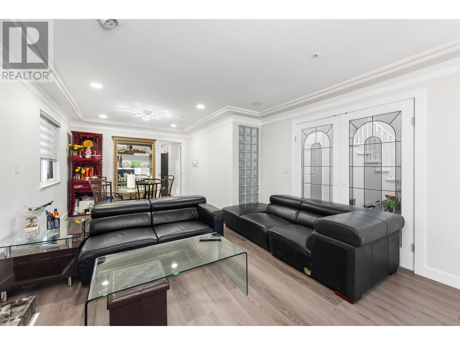809 E 64th Avenue, Vancouver, British Columbia  V5X 2N5 - Photo 6 - R2808279