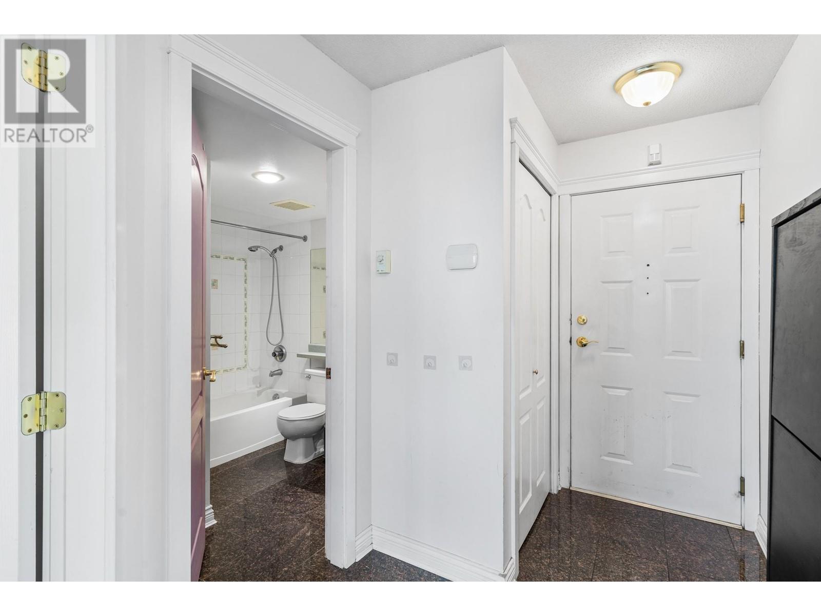 1401 3489 Ascot Place, Vancouver, British Columbia  V5R 6B6 - Photo 16 - R2808368