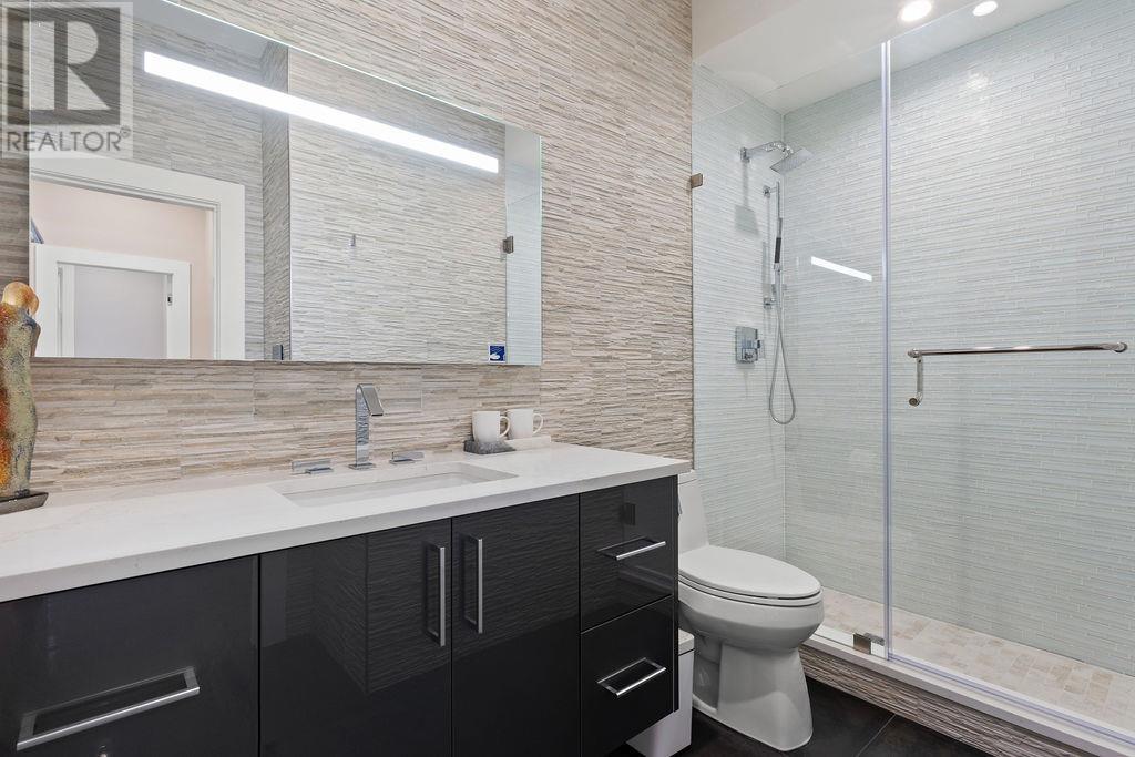 660 Ocean Crest Drive, Furry Creek, British Columbia  V0N 3Z2 - Photo 16 - R2808413