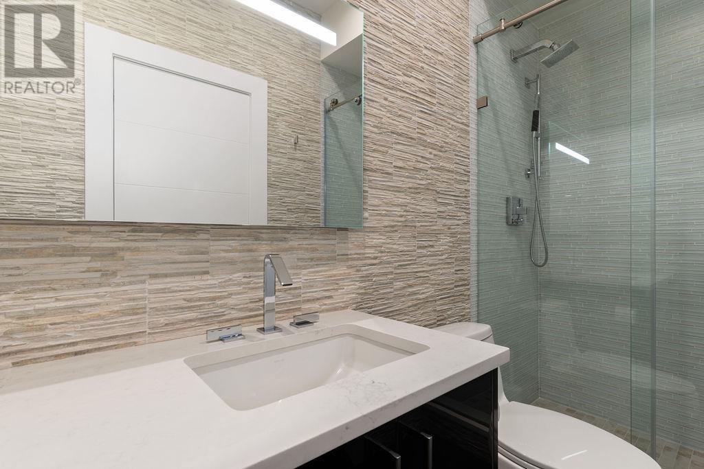 660 Ocean Crest Drive, Furry Creek, British Columbia  V0N 3Z2 - Photo 19 - R2808413
