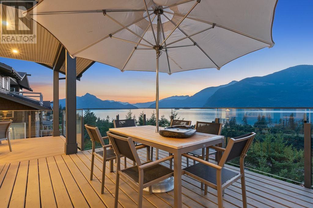 660 Ocean Crest Drive, Furry Creek, British Columbia  V0N 3Z2 - Photo 4 - R2808413