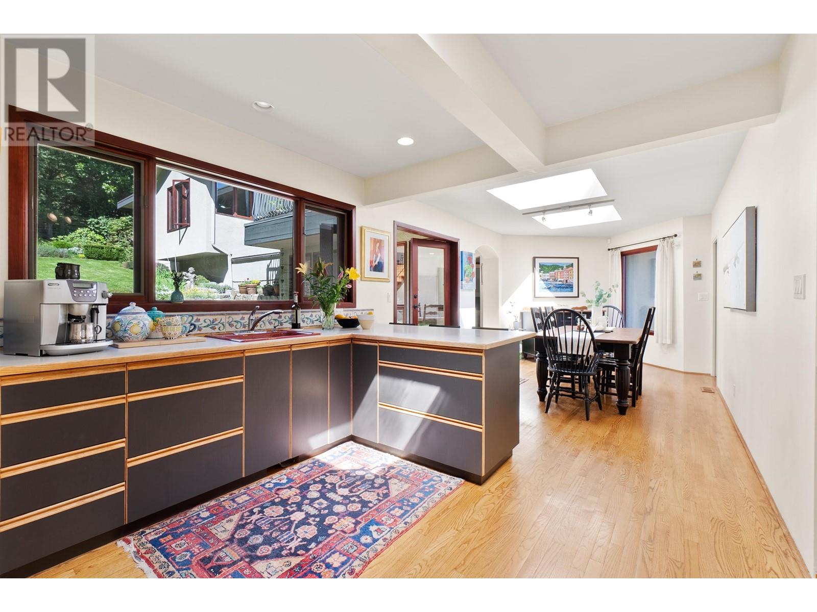 1295 Mathers Avenue, West Vancouver, British Columbia  V7T 2G4 - Photo 11 - R2808415