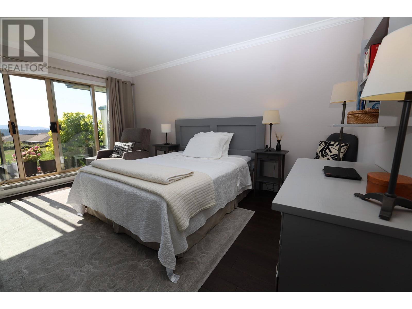 26 555 Eaglecrest Drive, Gibsons, British Columbia  V0N 1V8 - Photo 10 - R2802701