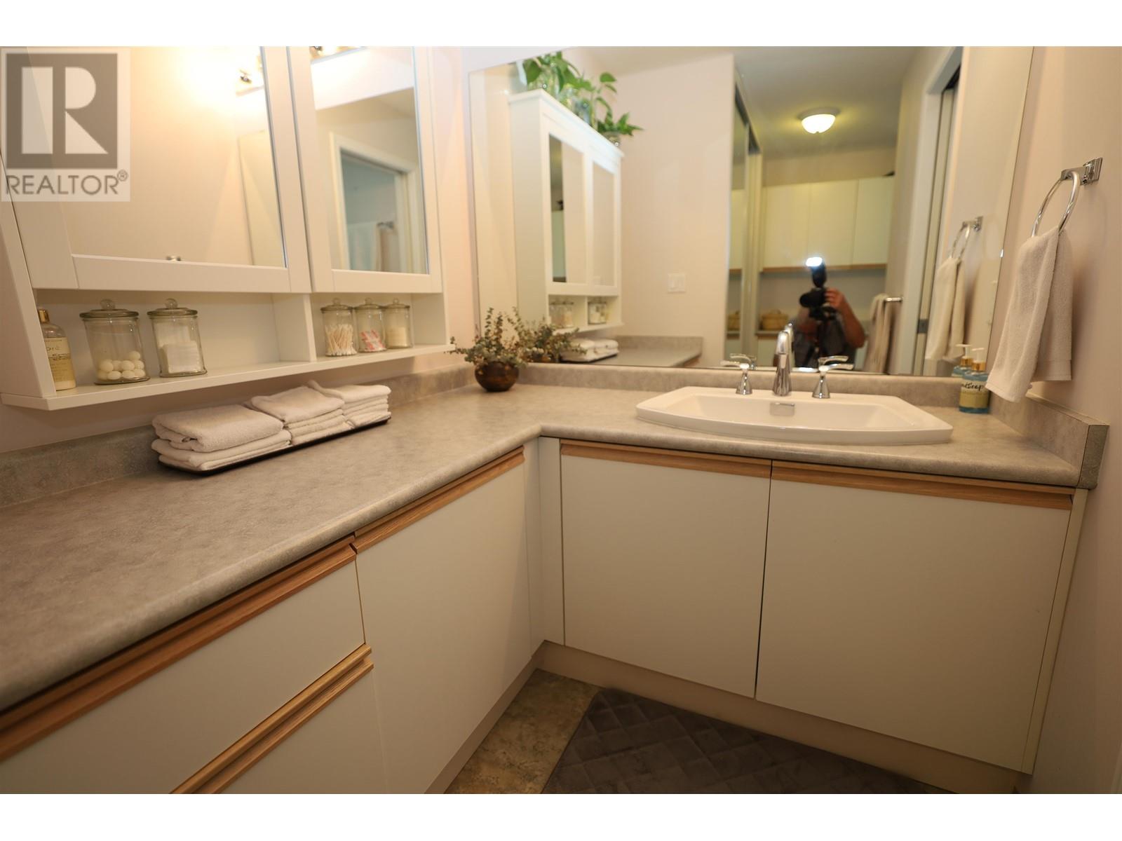 26 555 Eaglecrest Drive, Gibsons, British Columbia  V0N 1V8 - Photo 14 - R2802701