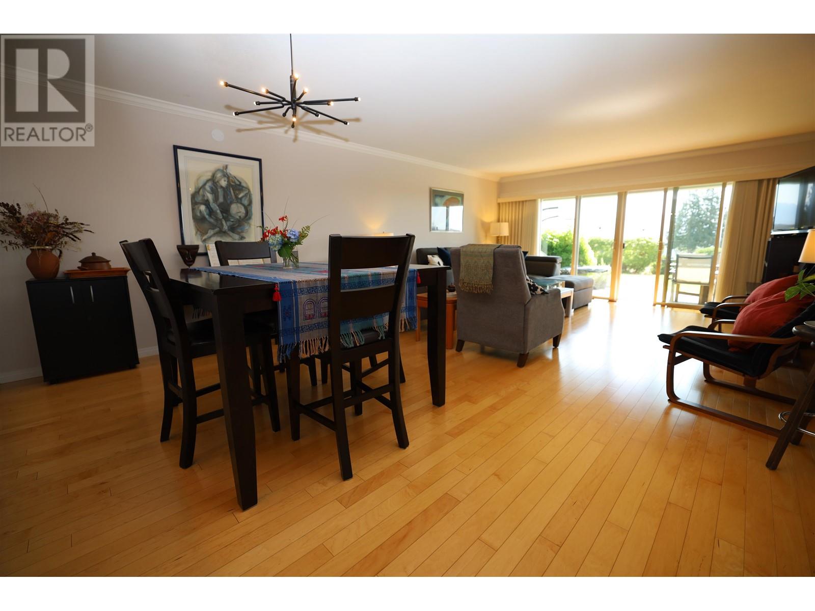 26 555 Eaglecrest Drive, Gibsons, British Columbia  V0N 1V8 - Photo 7 - R2802701