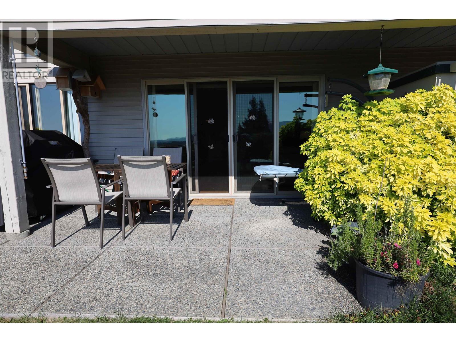 26 555 Eaglecrest Drive, Gibsons, British Columbia  V0N 1V8 - Photo 6 - R2802701
