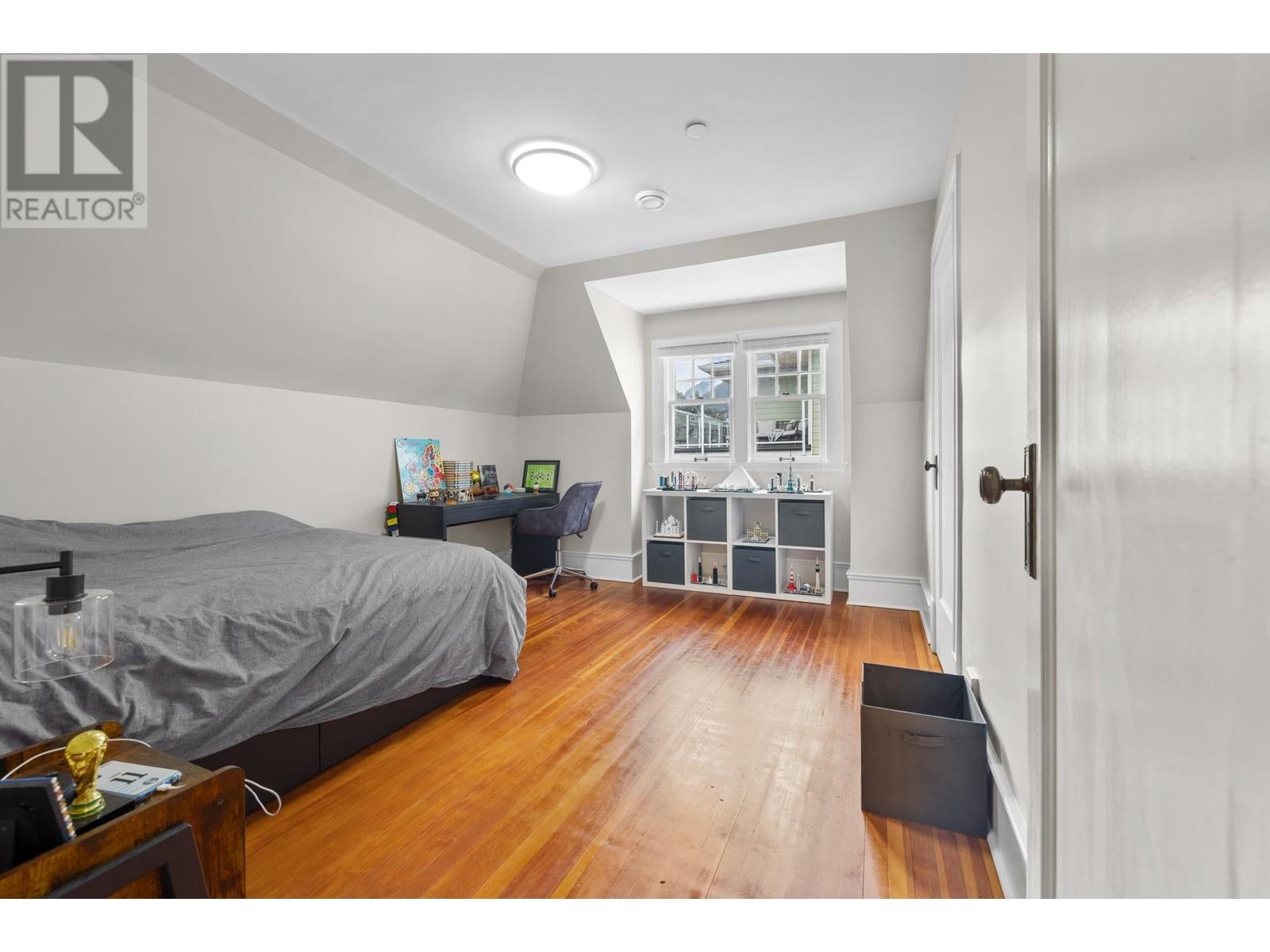 114 W Windsor Road, North Vancouver, British Columbia  V7N 2M8 - Photo 17 - R2807582