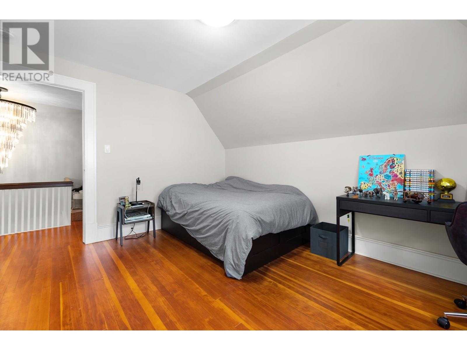 114 W Windsor Road, North Vancouver, British Columbia  V7N 2M8 - Photo 18 - R2807582