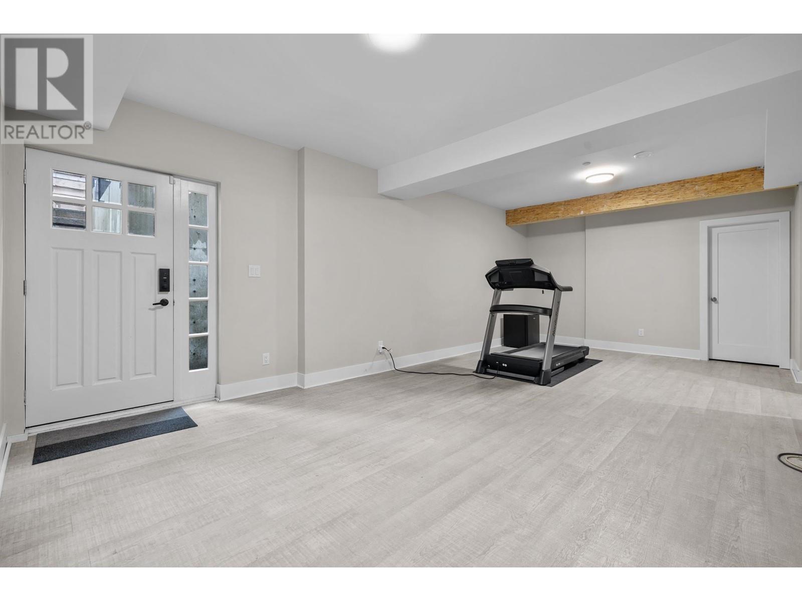 114 W Windsor Road, North Vancouver, British Columbia  V7N 2M8 - Photo 35 - R2807582