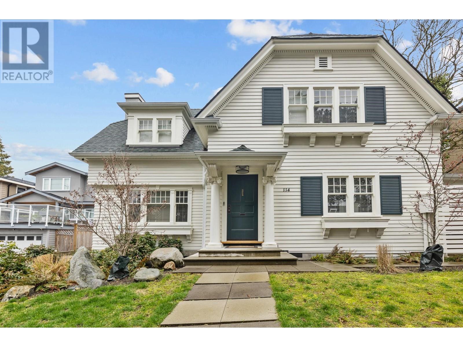 114 W WINDSOR ROAD, north vancouver, British Columbia