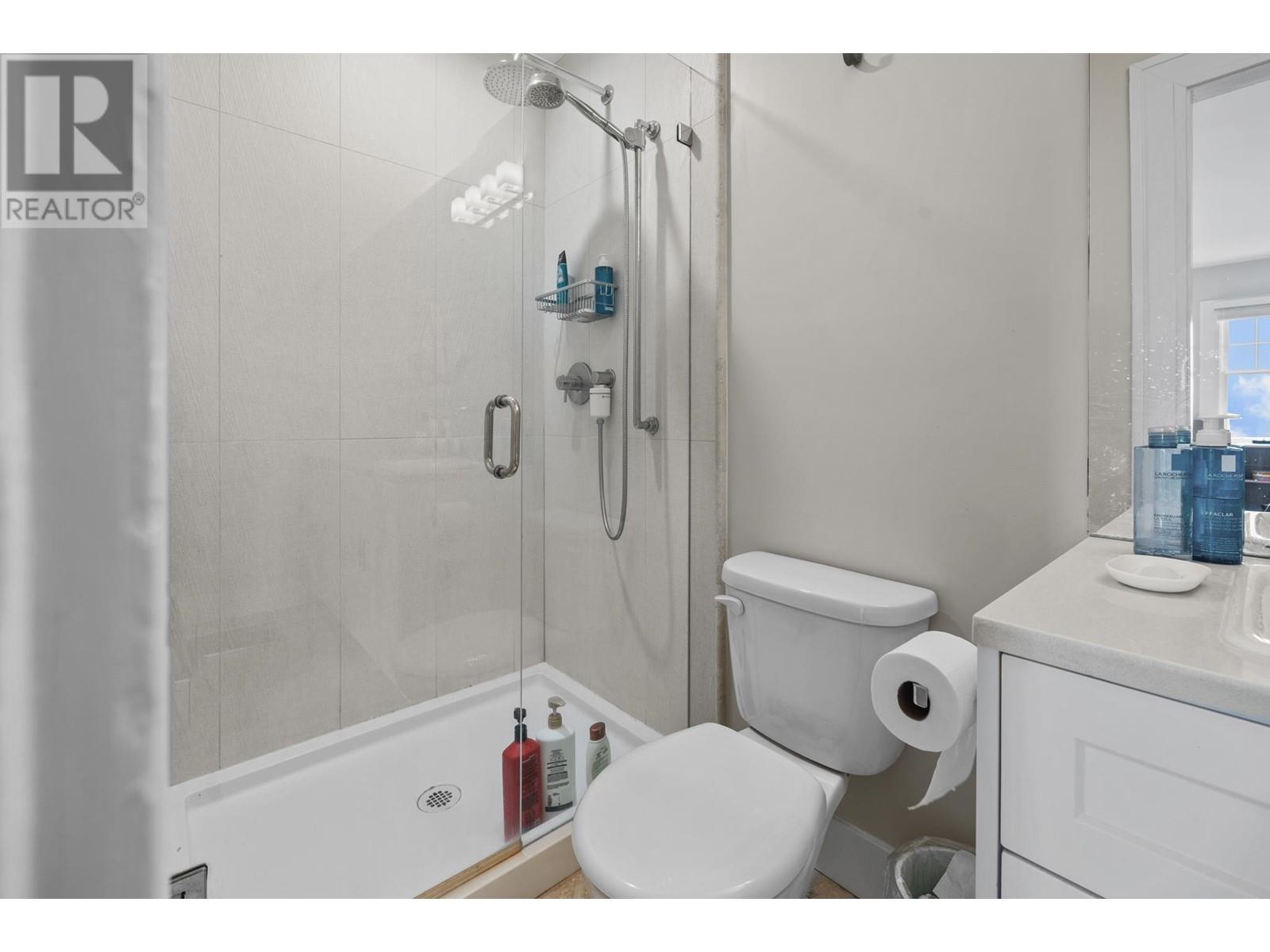 114 W Windsor Road, North Vancouver, British Columbia  V7N 2M8 - Photo 23 - R2807582