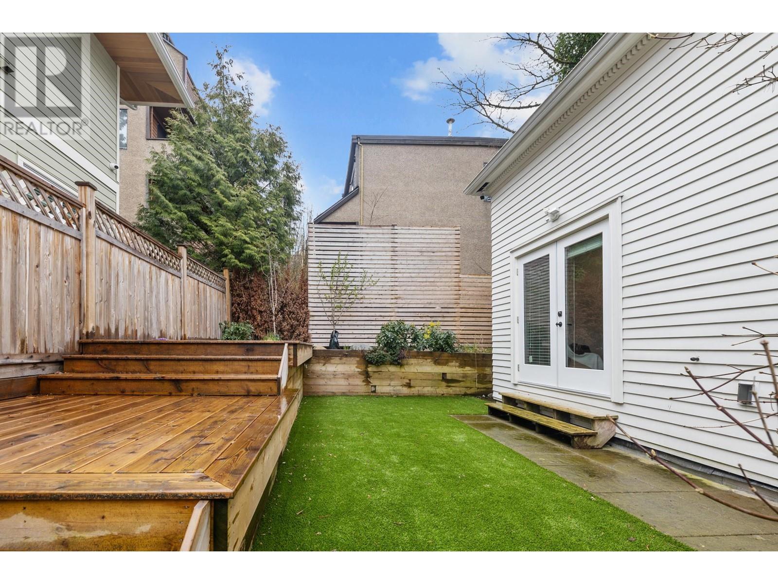 114 W Windsor Road, North Vancouver, British Columbia  V7N 2M8 - Photo 14 - R2807582
