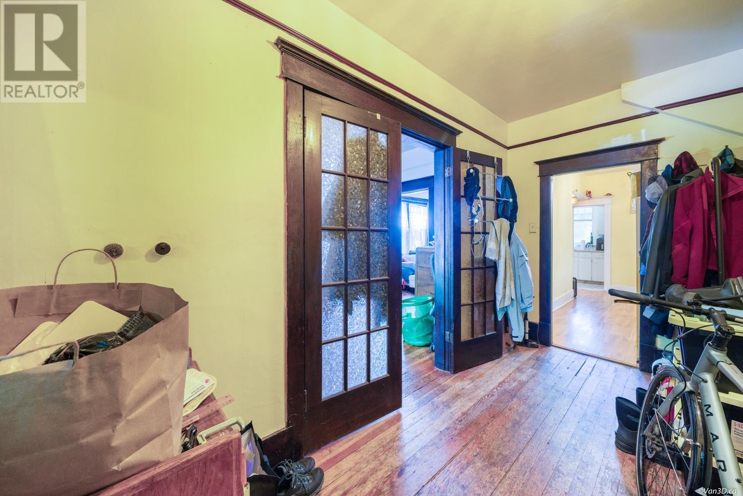 1523 1525 Victoria Drive, Vancouver, British Columbia  V5L 4H1 - Photo 4 - R2808311