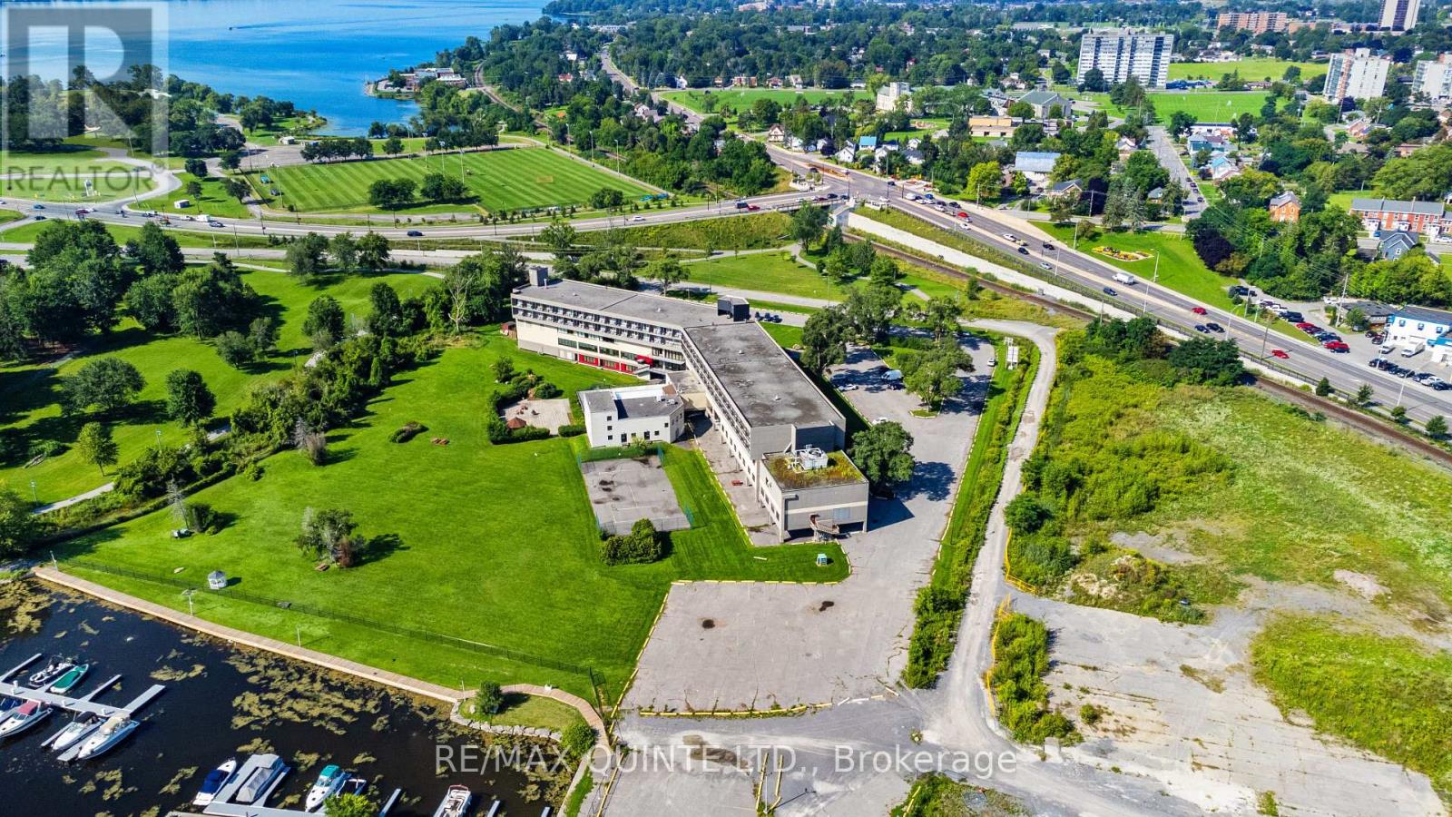 #park -11 Bay Bridge Rd, Belleville, Ontario  K8P 3P6 - Photo 7 - X6724144
