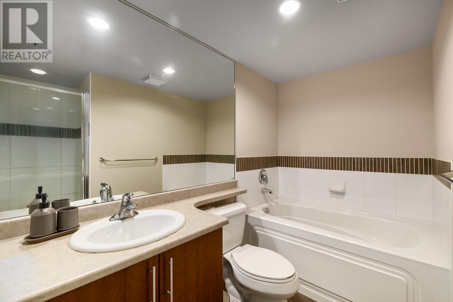 401 125 Milross Avenue, Vancouver, British Columbia  V6A 0A1 - Photo 10 - R2808454