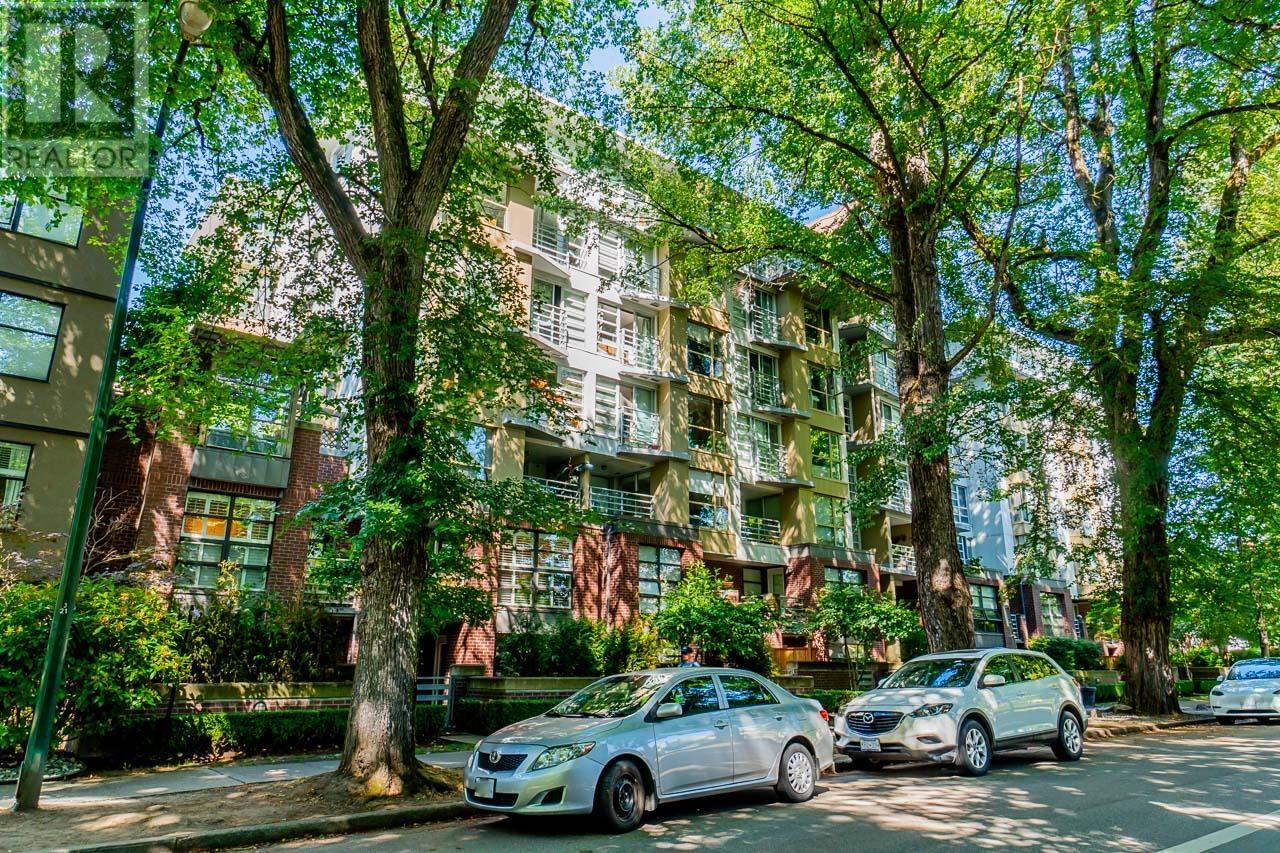 504 2137 W 10TH AVENUE, vancouver, British Columbia