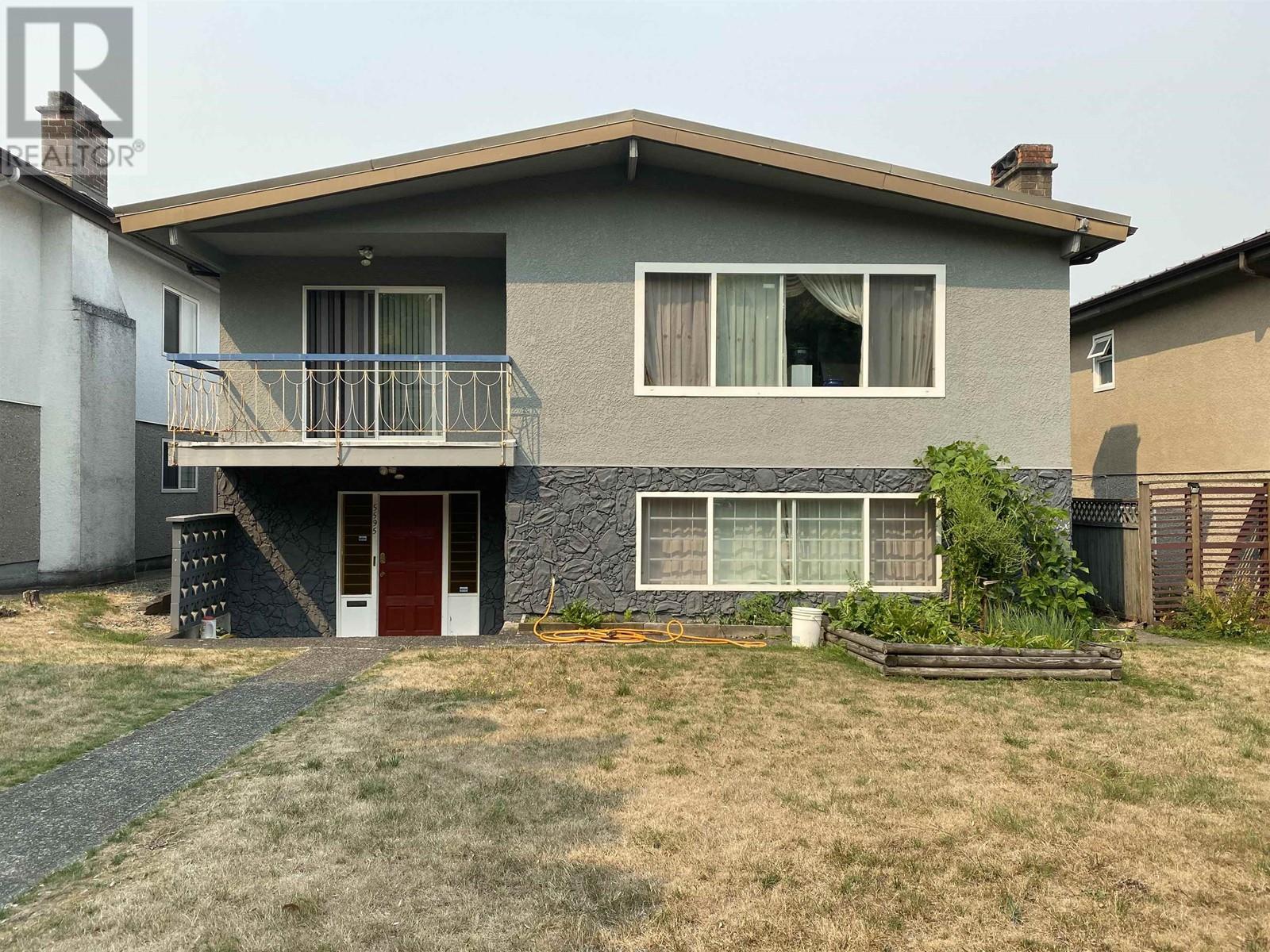 5595 Dumfries Street, Vancouver, British Columbia  V5P 3A5 - Photo 1 - R2808421