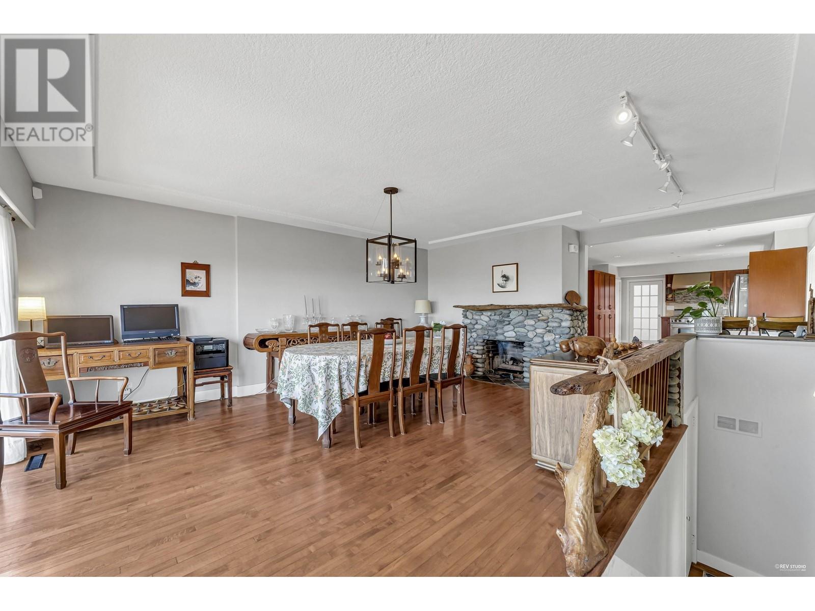 1374 21st Street, West Vancouver, British Columbia  V7V 4B3 - Photo 15 - R2808458