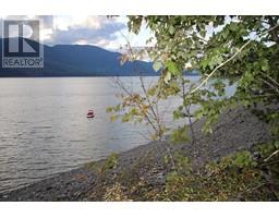 5621 Highway 23, nakusp, British Columbia