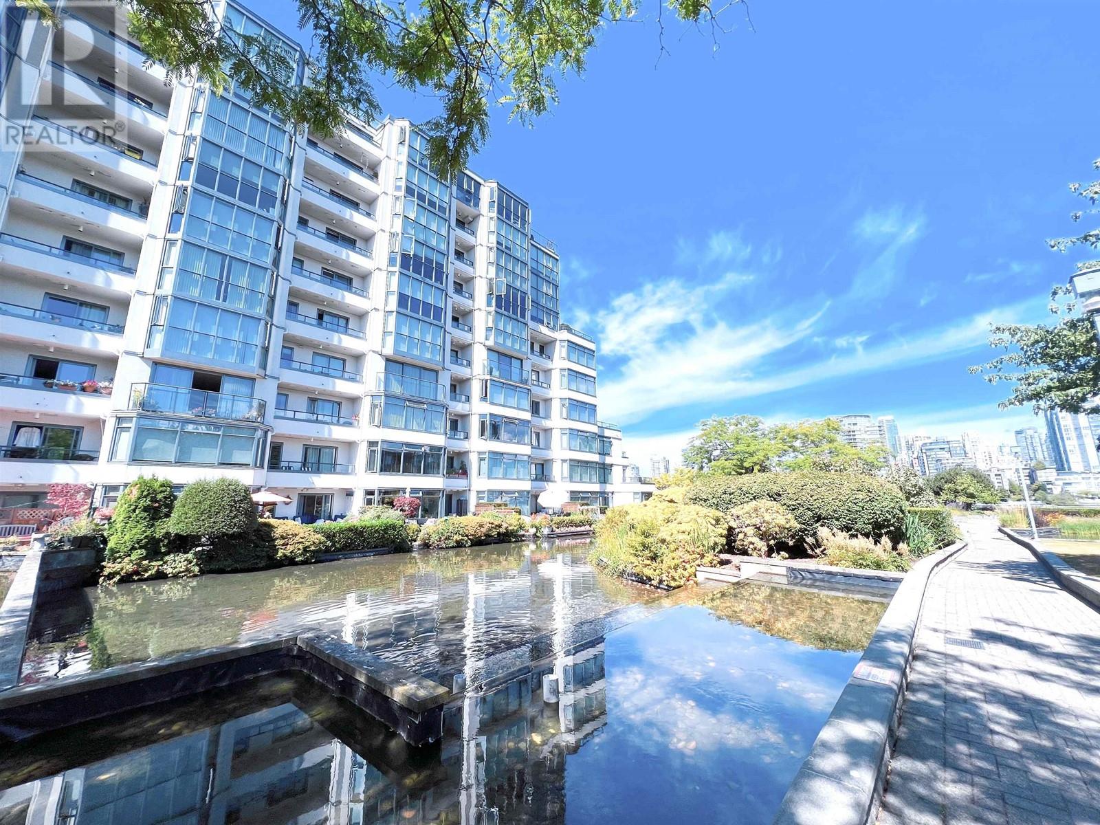 118 456 MOBERLY ROAD, vancouver, British Columbia