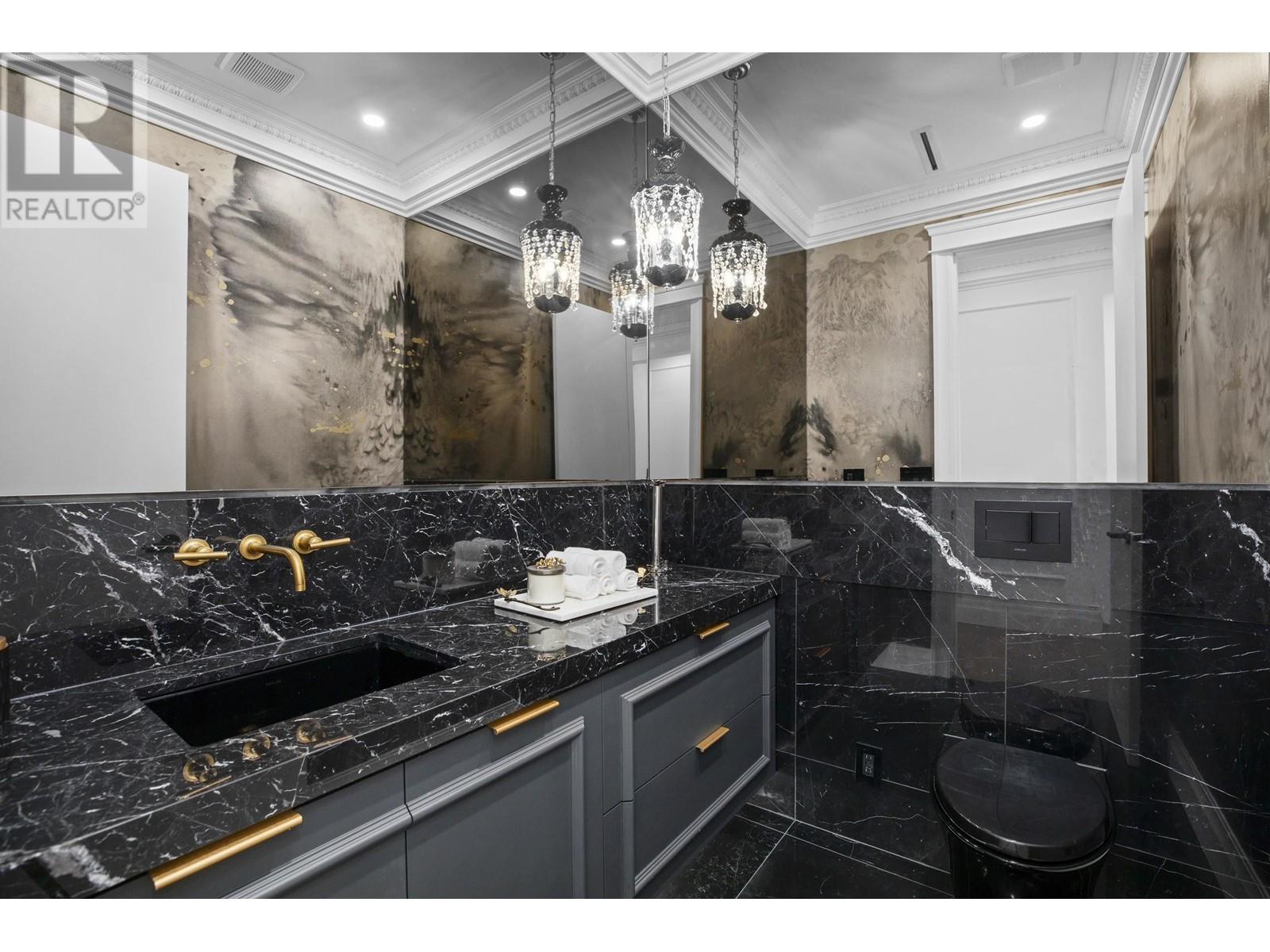 558 Craigmohr Drive, West Vancouver, British Columbia  V7S 1W9 - Photo 27 - R2808637