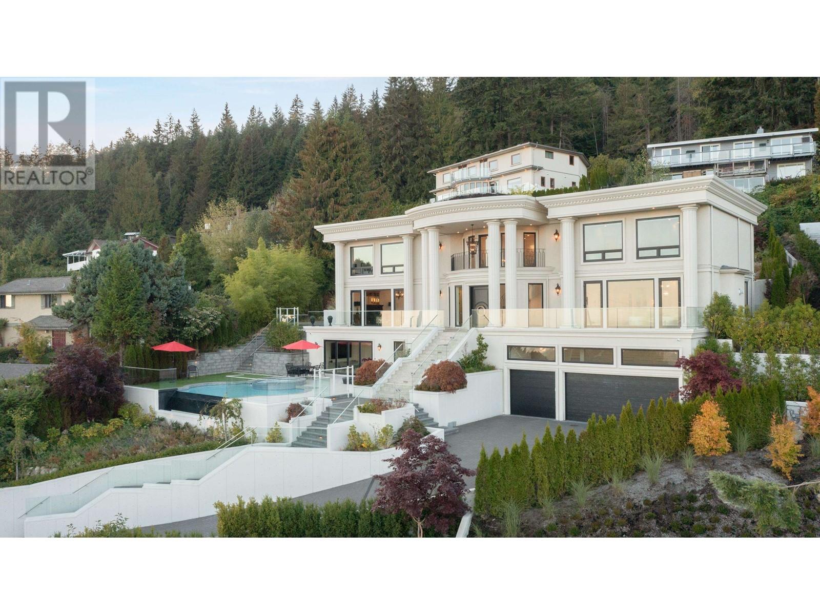 558 Craigmohr Drive, West Vancouver, British Columbia  V7S 1W9 - Photo 3 - R2808637