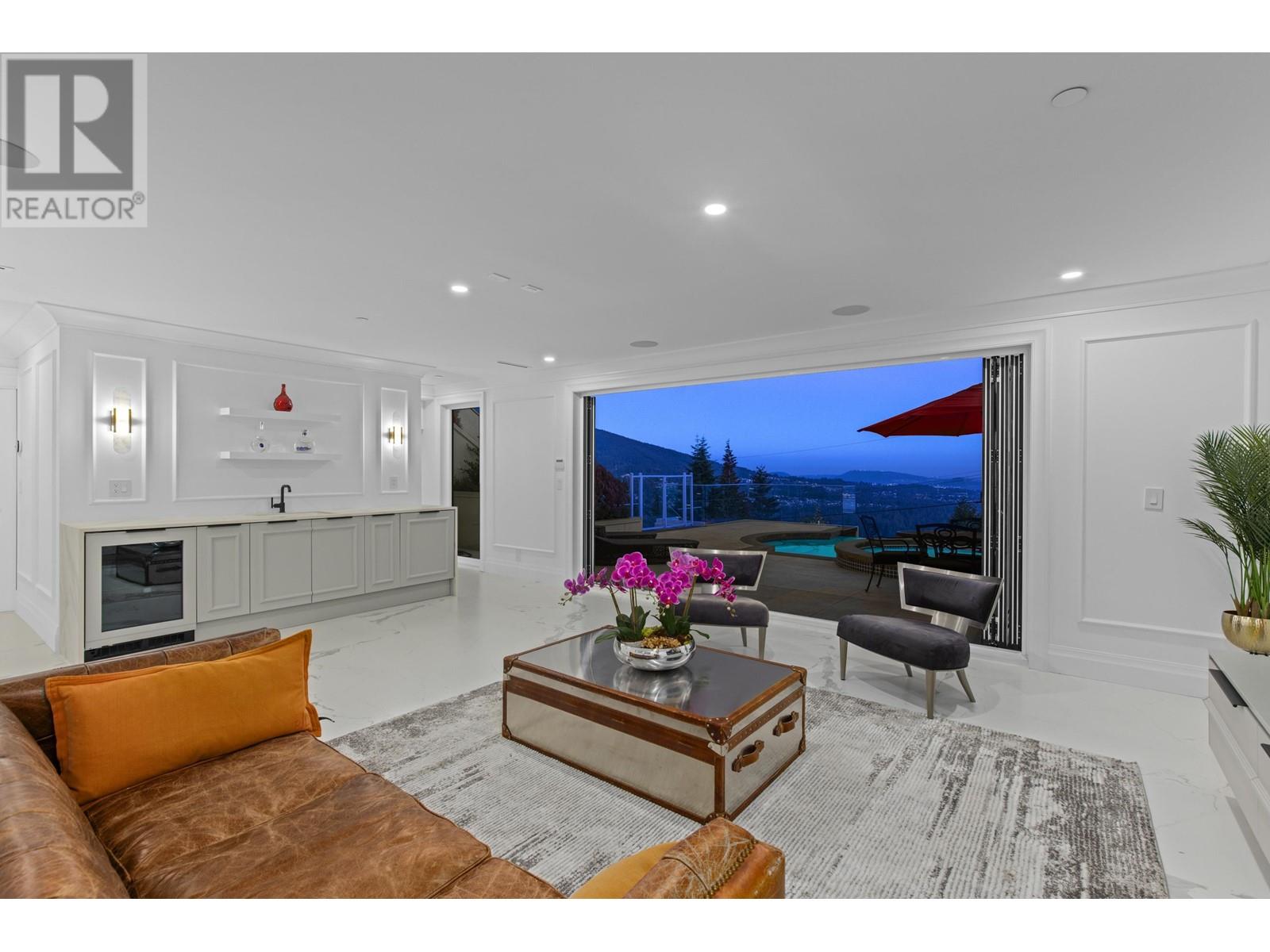 558 Craigmohr Drive, West Vancouver, British Columbia  V7S 1W9 - Photo 32 - R2808637