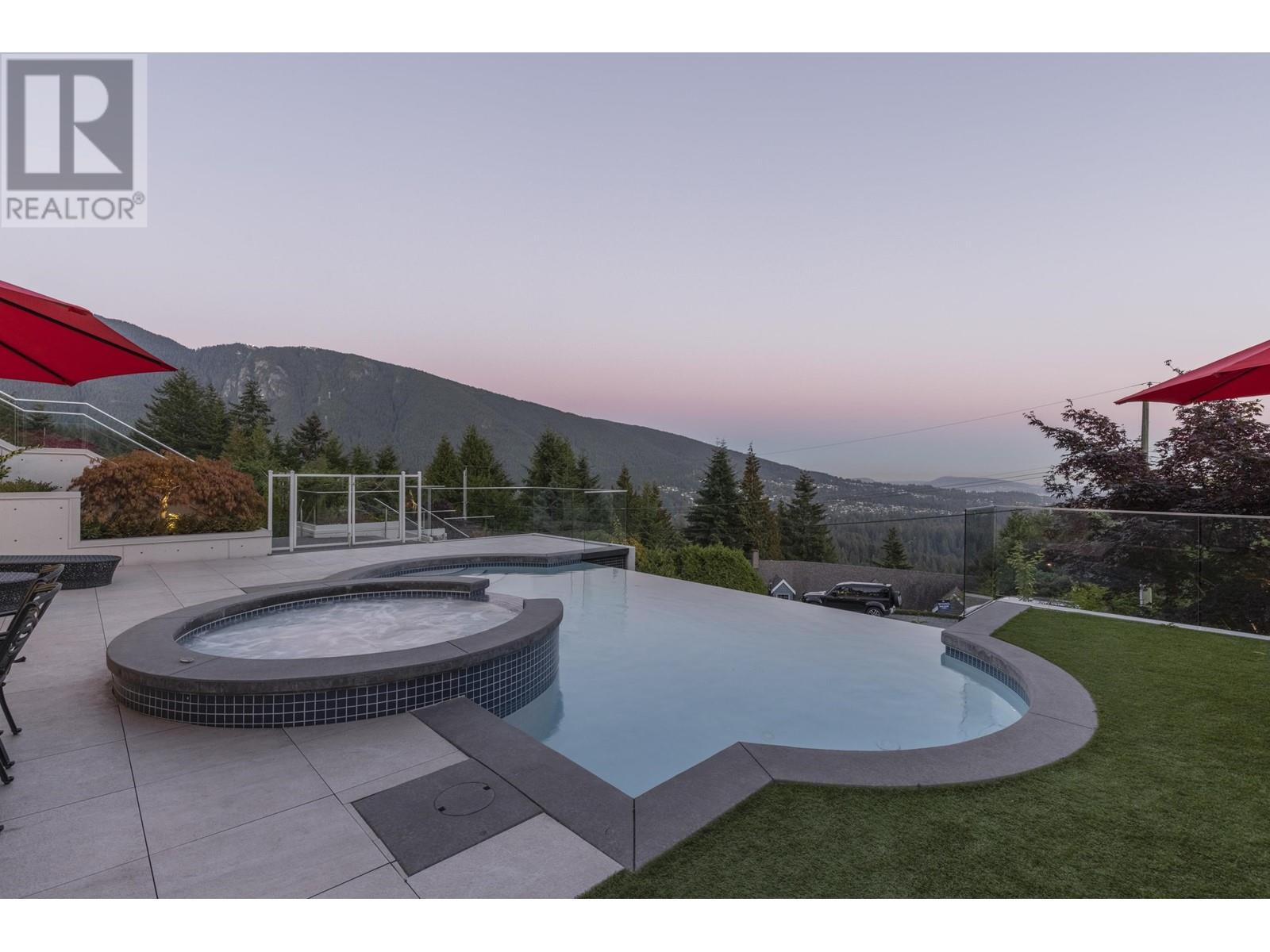 558 Craigmohr Drive, West Vancouver, British Columbia  V7S 1W9 - Photo 36 - R2808637