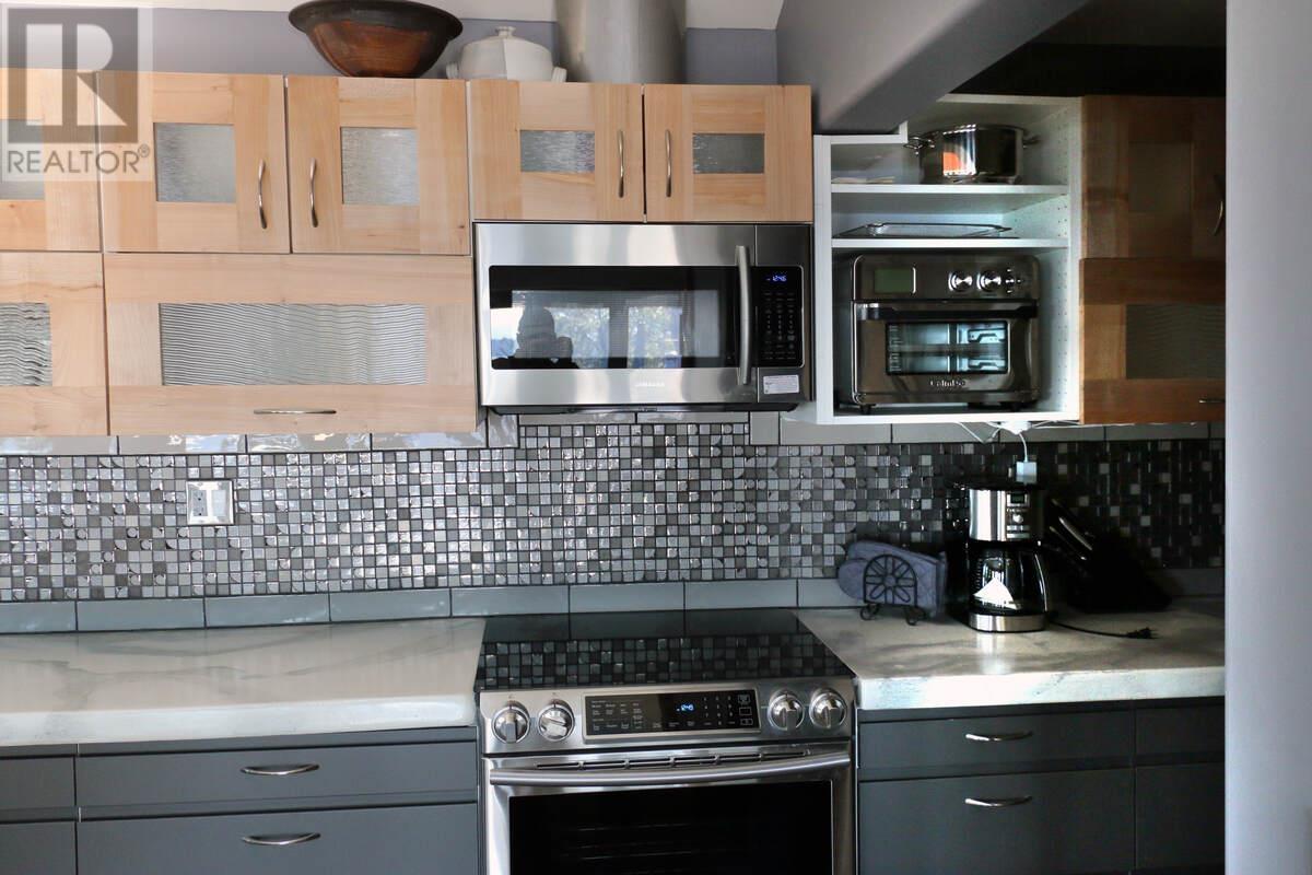 10670 Wood Bay Heights Road, Halfmoon Bay, British Columbia  V7Z 1B8 - Photo 25 - R2800735