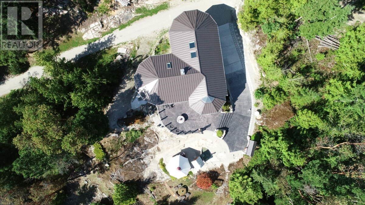 10670 Wood Bay Heights Road, Halfmoon Bay, British Columbia  V7Z 1B8 - Photo 19 - R2800735