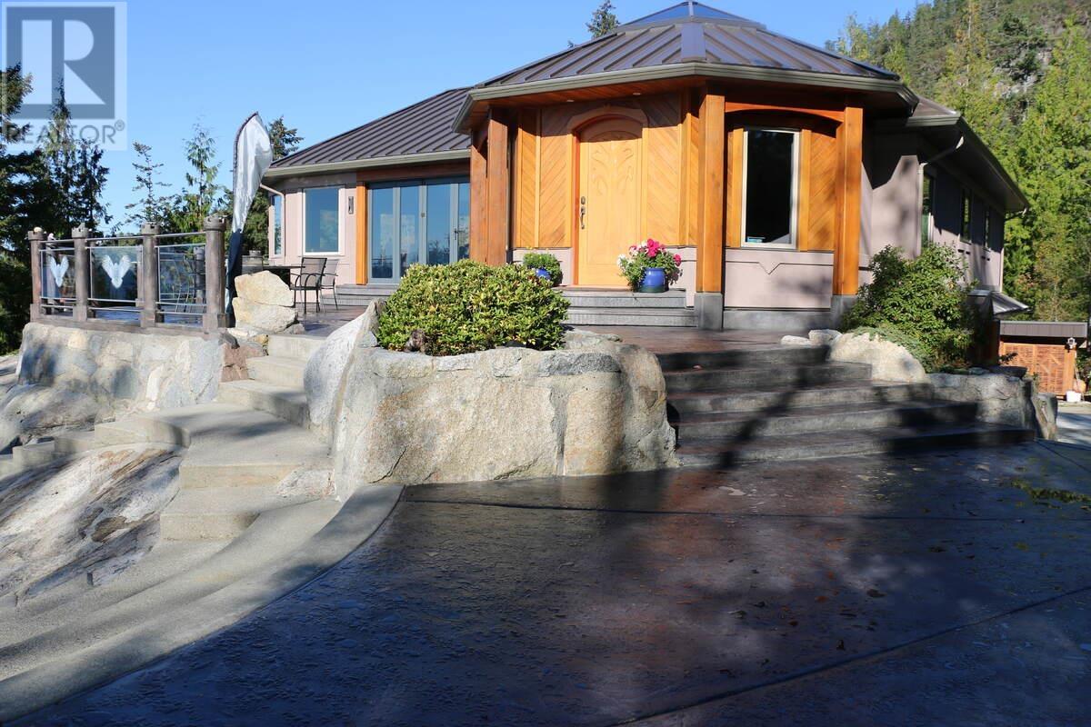 10670 Wood Bay Heights Road, Halfmoon Bay, British Columbia  V7Z 1B8 - Photo 21 - R2800735