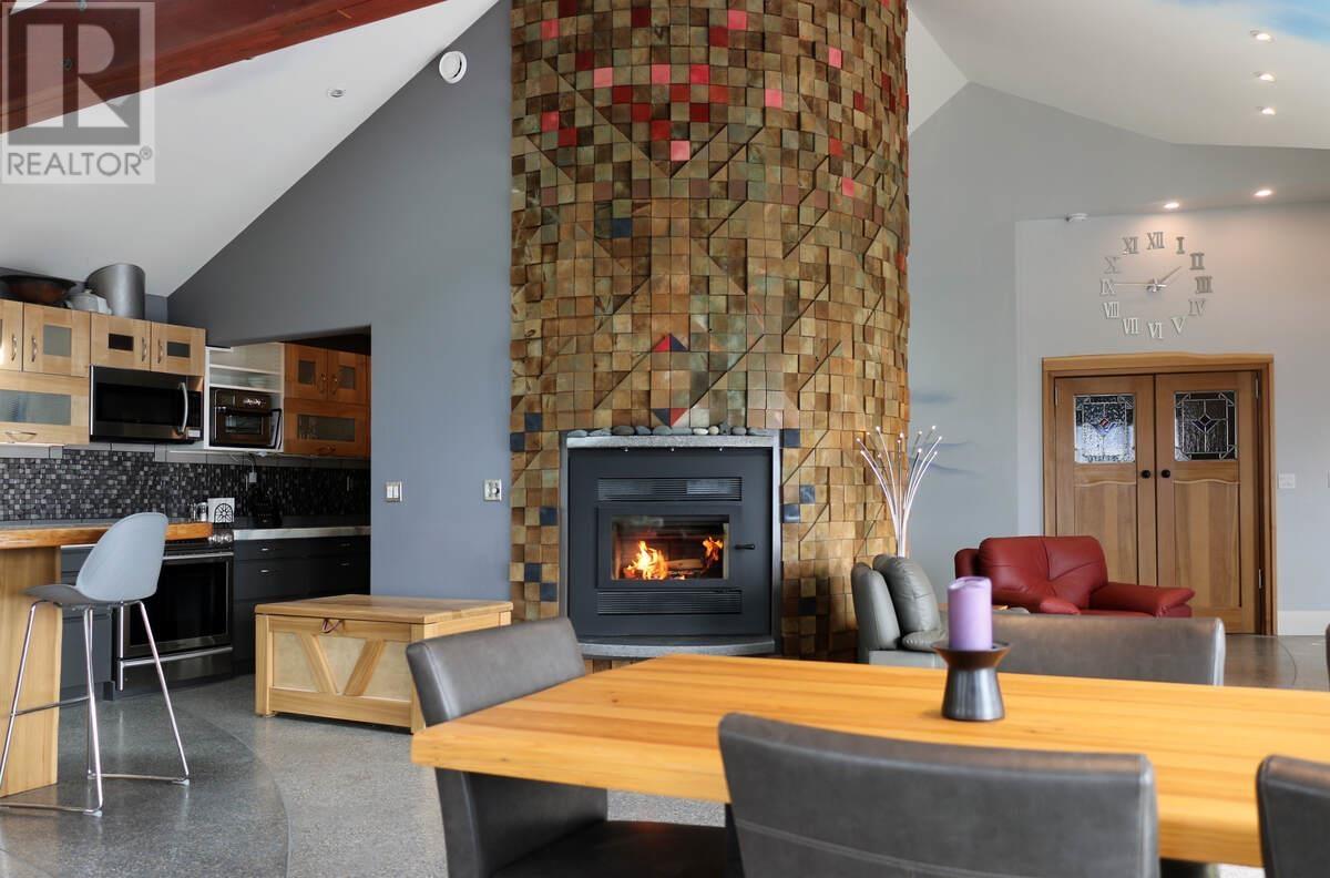 10670 Wood Bay Heights Road, Halfmoon Bay, British Columbia  V7Z 1B8 - Photo 28 - R2800735