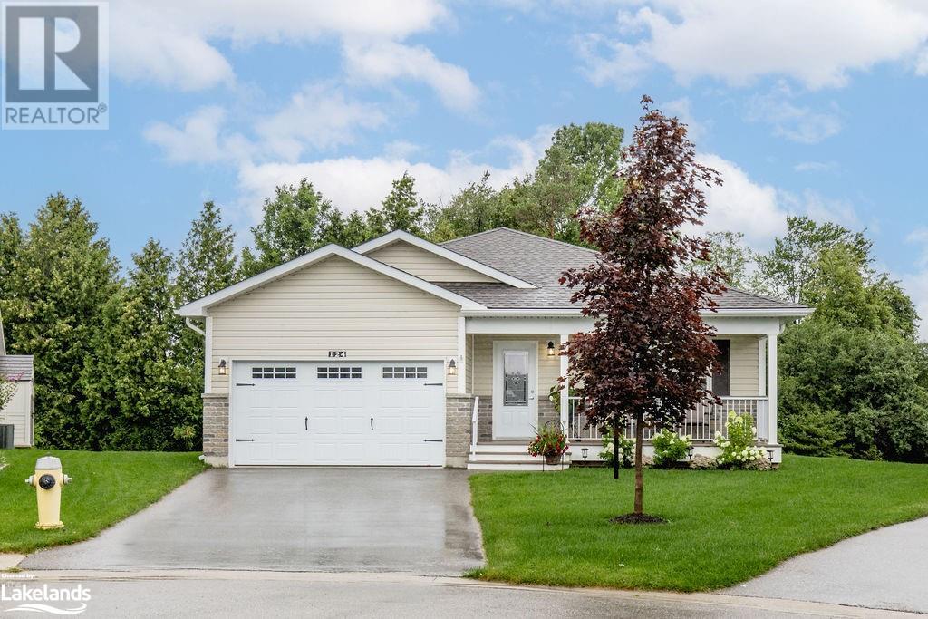 124 new york avenue, wasaga beach