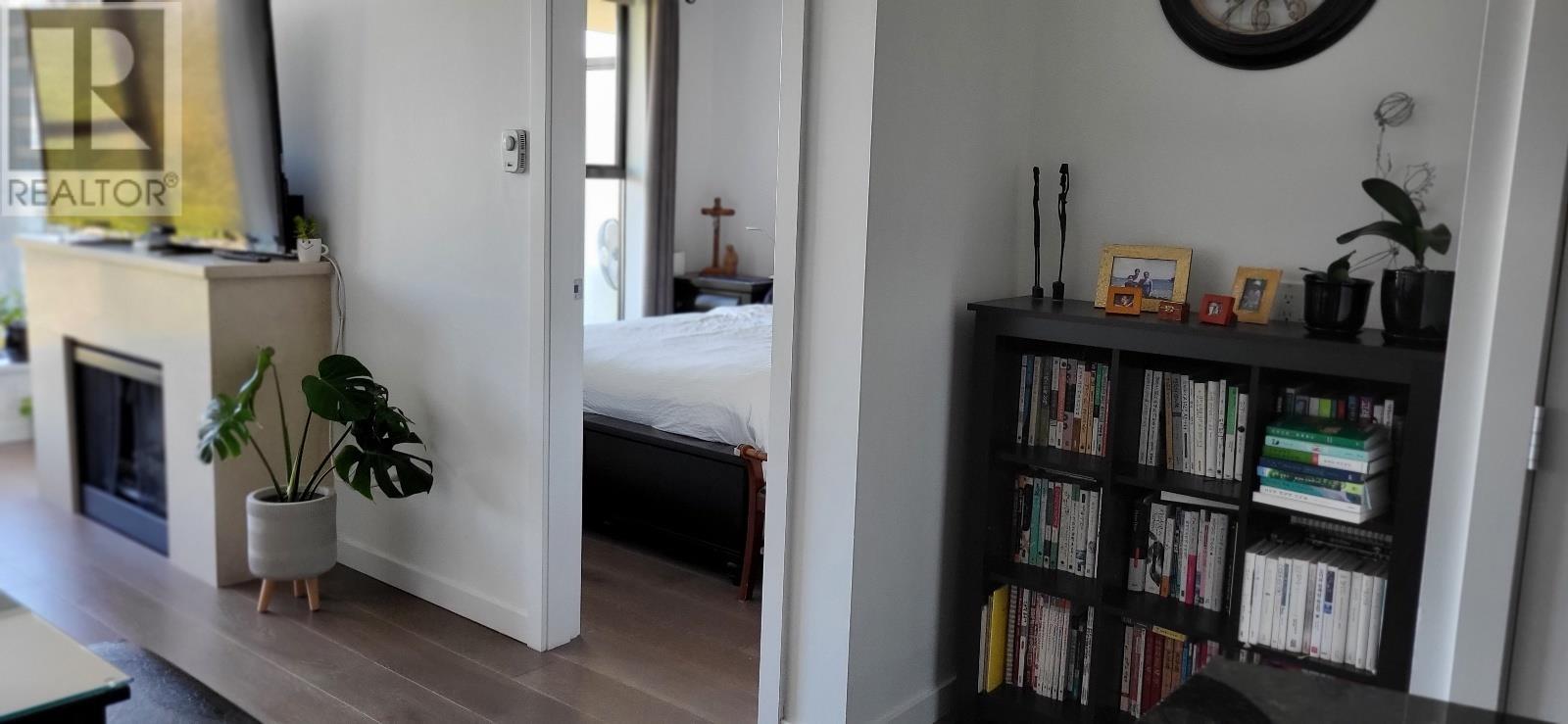 902 683 W Victoria Park, North Vancouver, British Columbia  V7M 0A2 - Photo 13 - R2808363