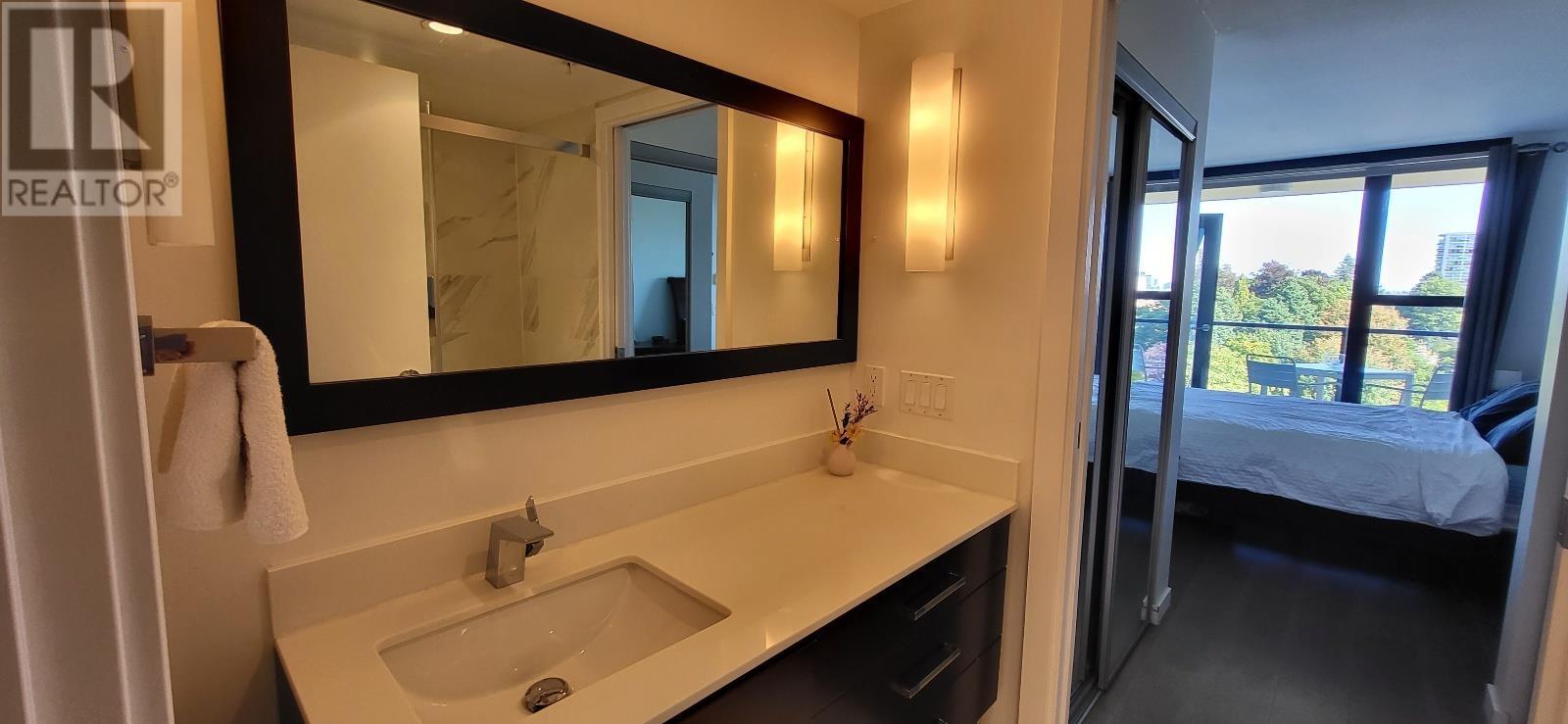 902 683 W Victoria Park, North Vancouver, British Columbia  V7M 0A2 - Photo 11 - R2808363