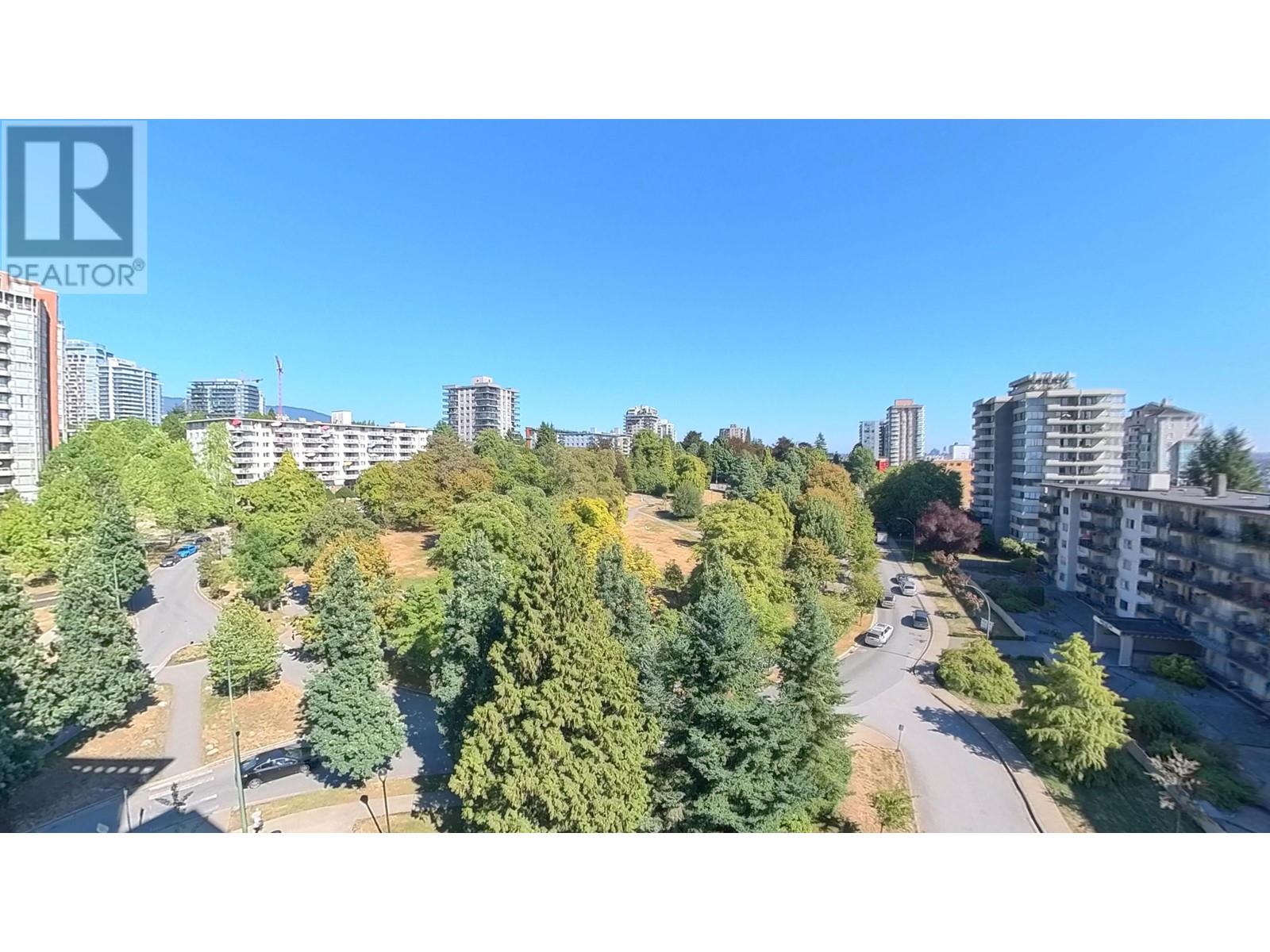 902 683 W VICTORIA PARK, north vancouver, British Columbia