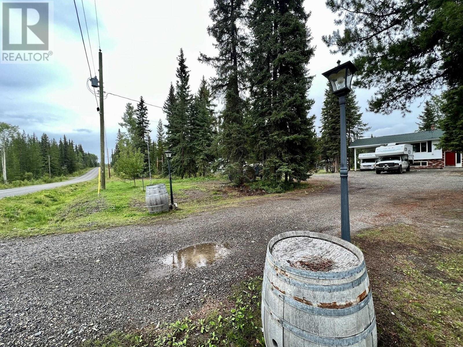 2554 Wallace Road, Burns Lake, British Columbia  V0J 1E1 - Photo 9 - R2808576