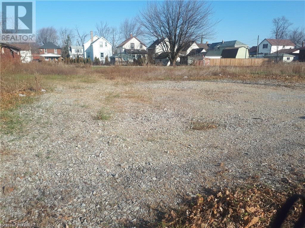 90 Fraser Street, Port Colborne, Ontario  L3K 1E4 - Photo 1 - 40470497