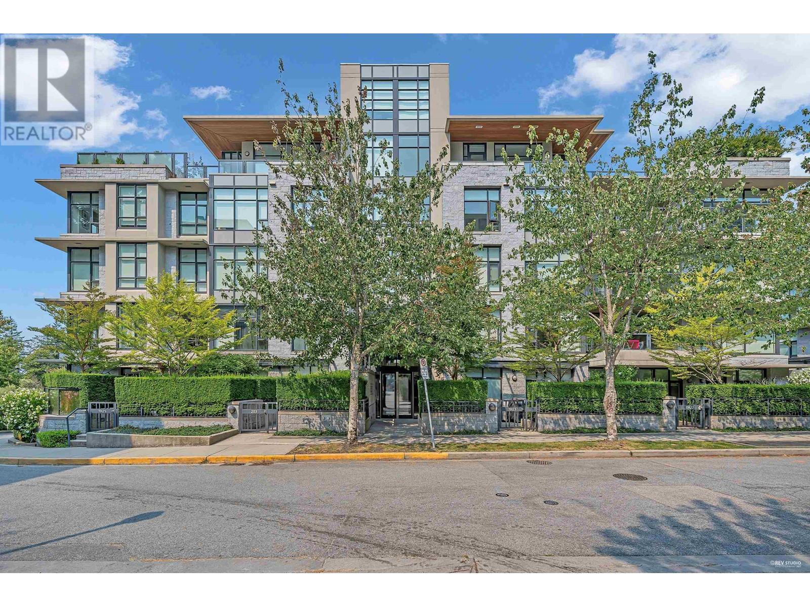 205 6093 IONA DRIVE, vancouver, British Columbia