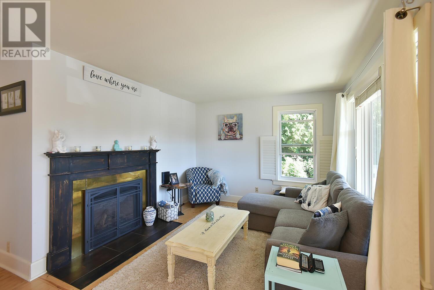 357 Glassford Road, Gibsons, British Columbia  V0N 1V8 - Photo 5 - R2808691