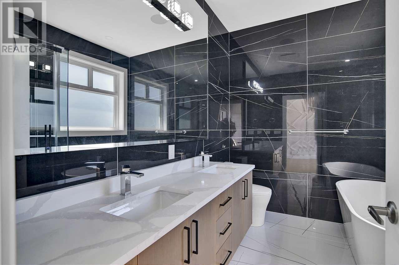 219 Mabel Street, New Westminster, British Columbia  V3M 5A8 - Photo 18 - R2808721