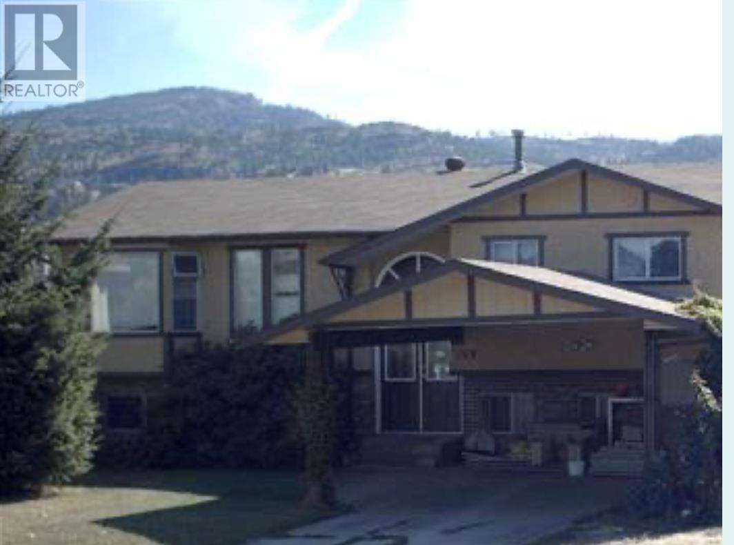 153 Murray Drive, Main South, Penticton 