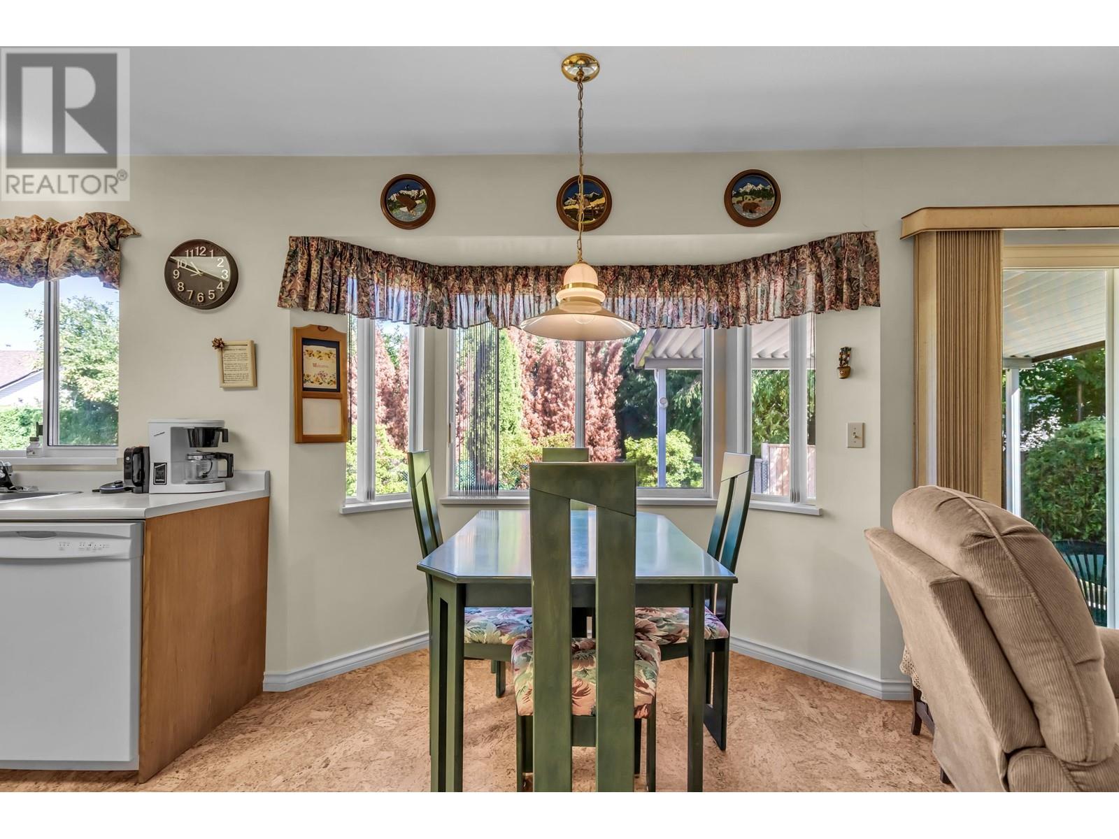 23185 124a Avenue, Maple Ridge, British Columbia  V2X 0E7 - Photo 14 - R2808431