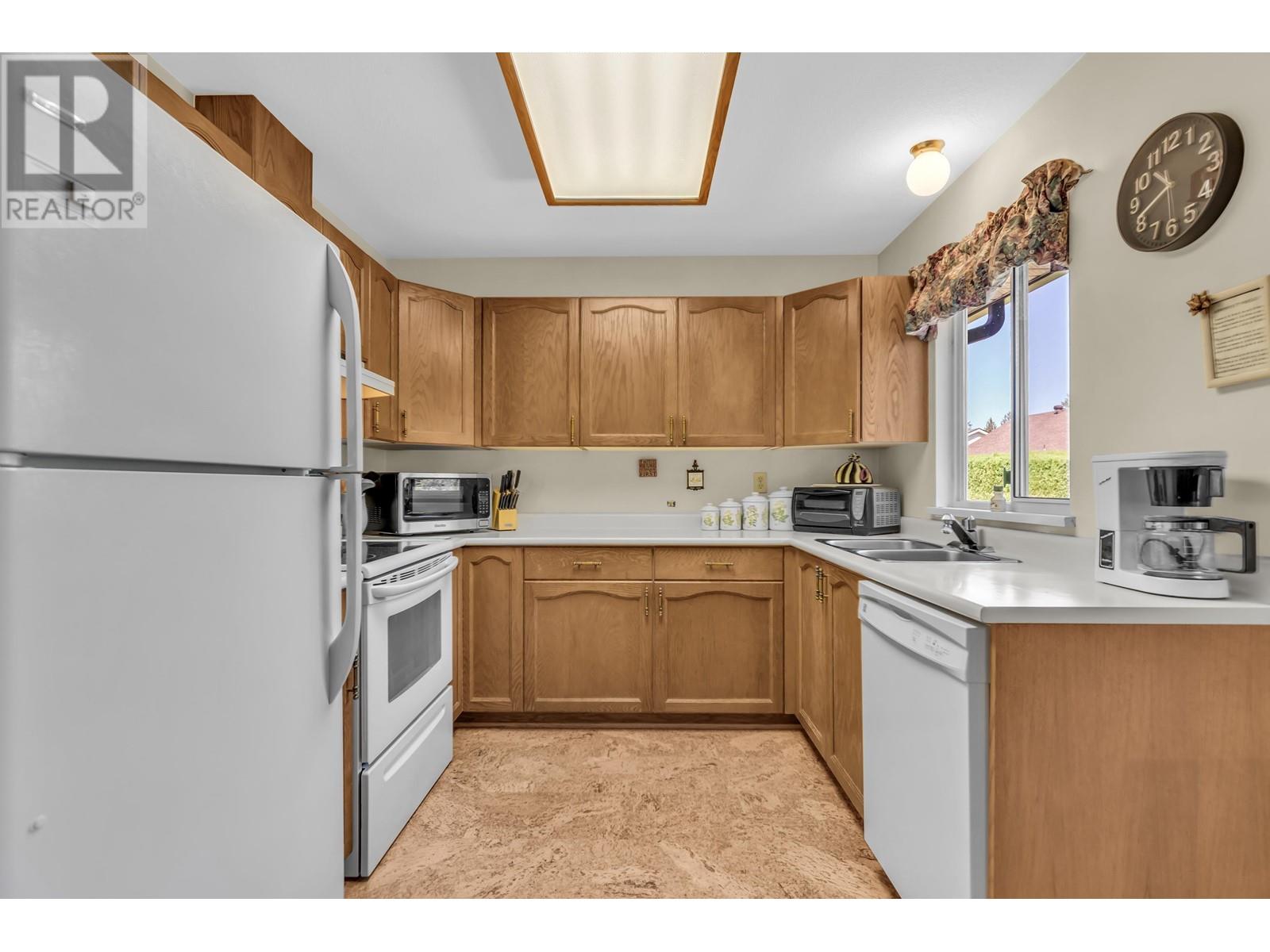 23185 124a Avenue, Maple Ridge, British Columbia  V2X 0E7 - Photo 10 - R2808431