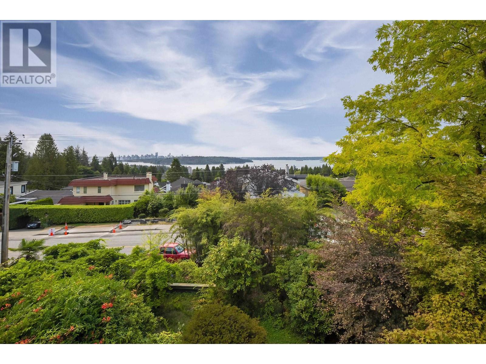 1449 Mathers Avenue, West Vancouver, British Columbia  V7T 2G5 - Photo 20 - R2808633