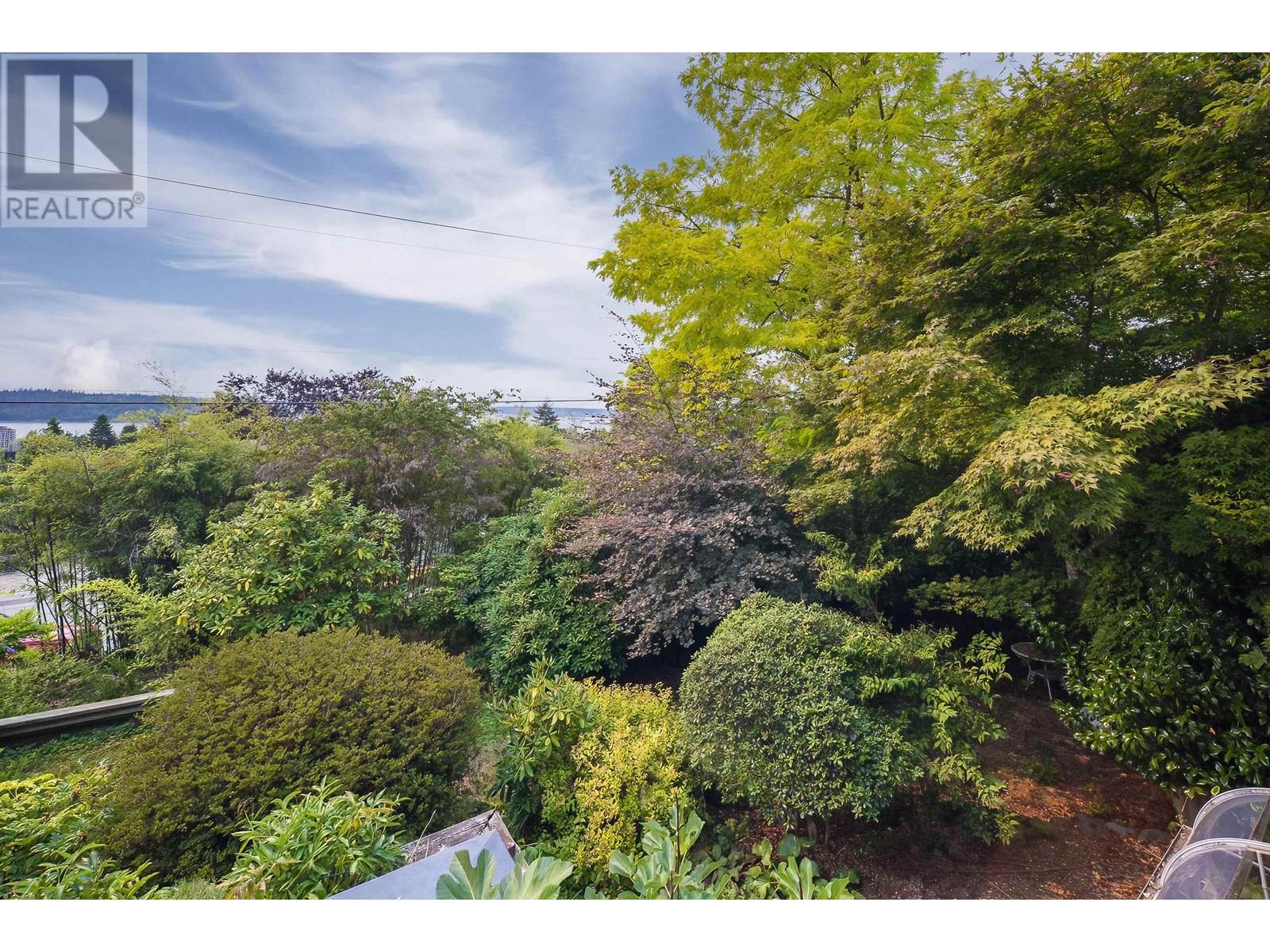 1449 Mathers Avenue, West Vancouver, British Columbia  V7T 2G5 - Photo 22 - R2808633