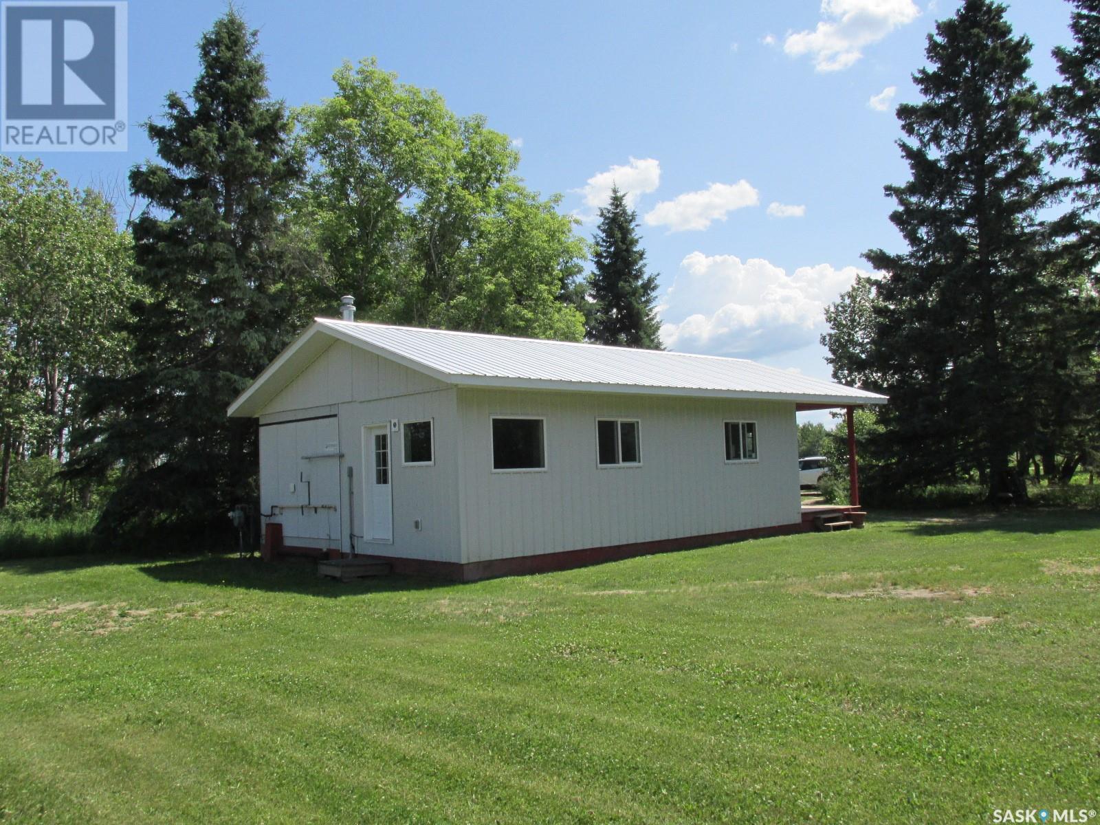 315 1st Avenue N, Garrick, Saskatchewan  S0J 0Z0 - Photo 3 - SK935031