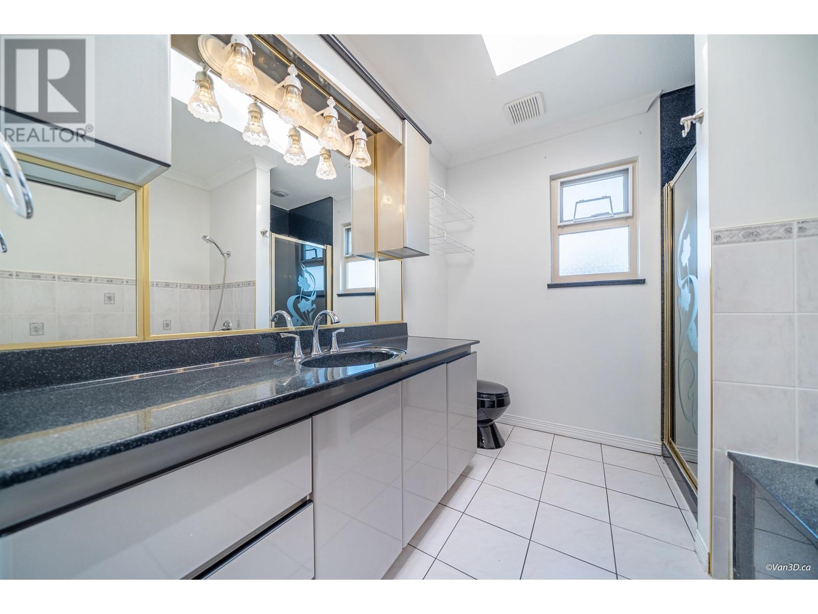 4486 Triumph Street, Burnaby, British Columbia  V5C 1Z9 - Photo 17 - R2808787